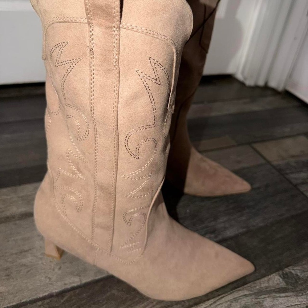 Women western boots with heel